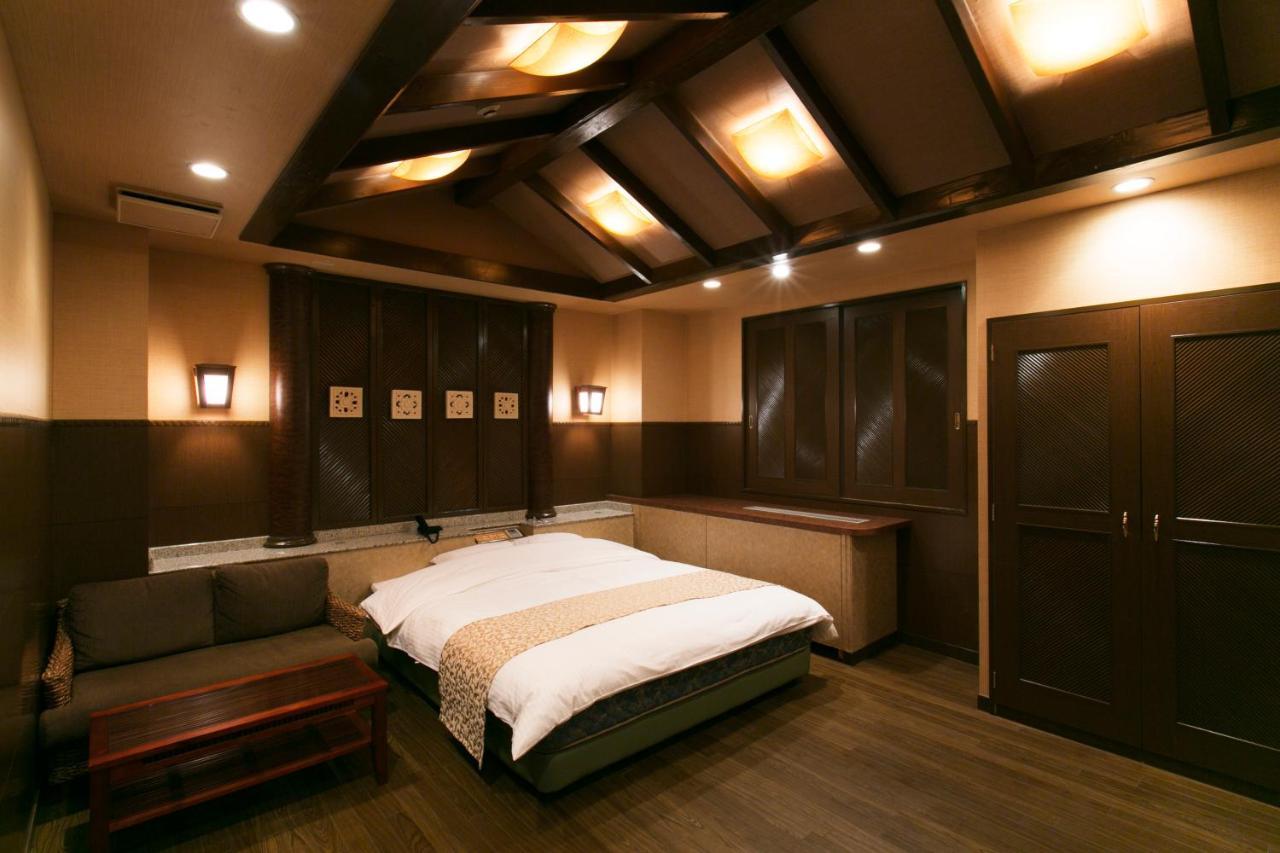 Hotel Atlantis Toyonaka (Adults Only) Buitenkant foto